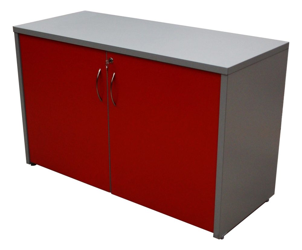 Credenza con Puertas